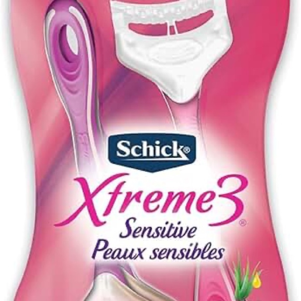 Schick Women’s Razor Bundle - Picture 4 of 6